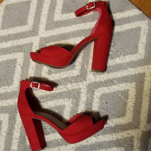 Maison Jules red Platforms  shoes - Picture 9 of 9